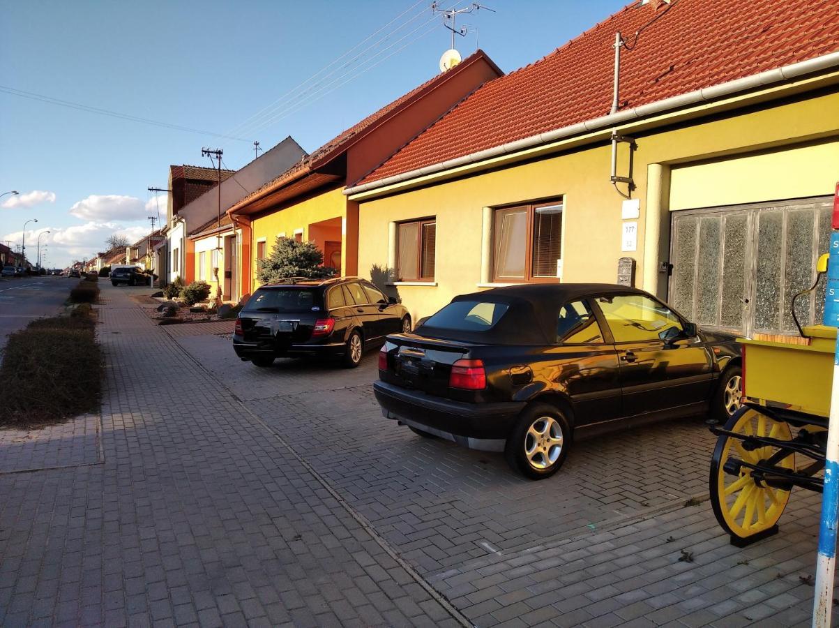 Ubytovani U Malinkovicu Břeclav Exterior foto