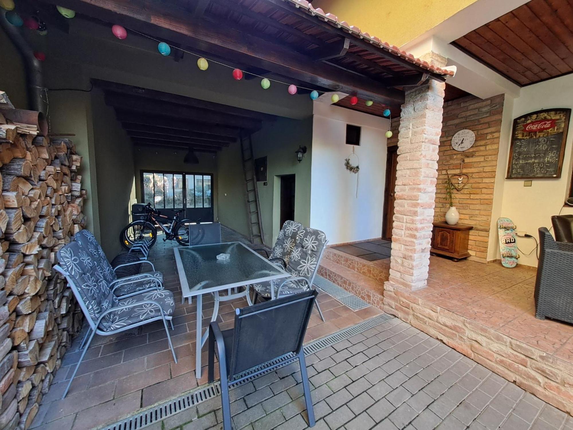Ubytovani U Malinkovicu Břeclav Exterior foto