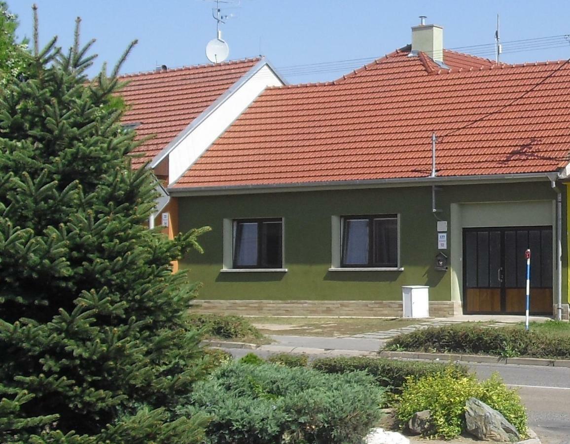 Ubytovani U Malinkovicu Břeclav Exterior foto
